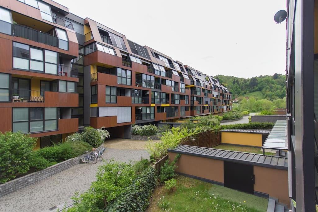 Gorgeous Central Flat With Garage Ljubljana Luaran gambar
