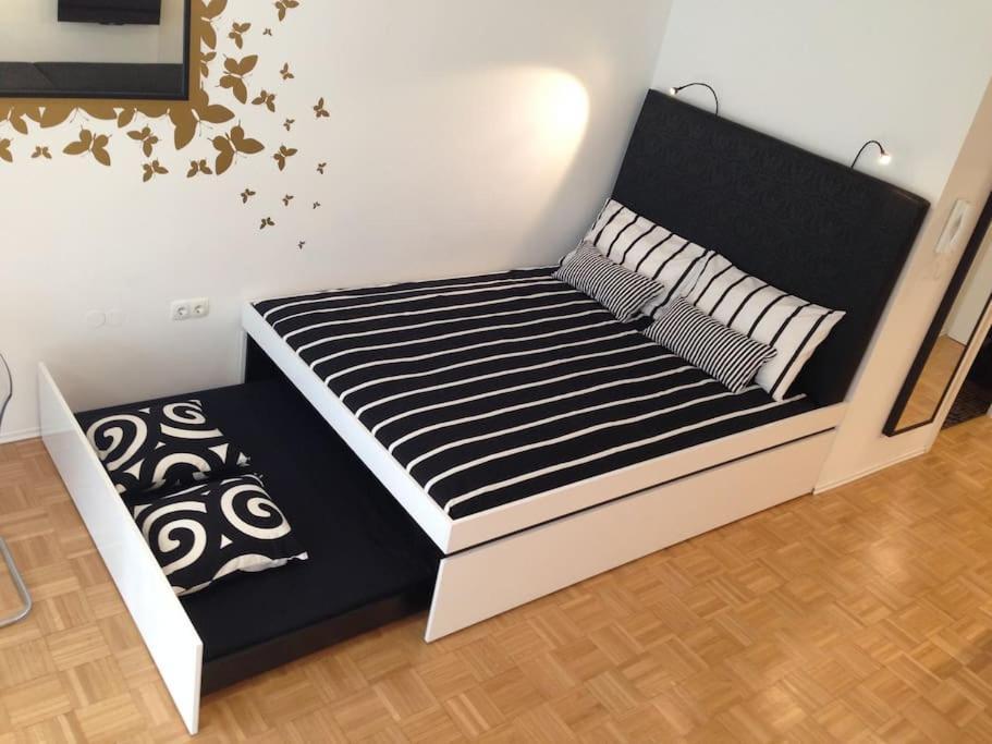 Gorgeous Central Flat With Garage Ljubljana Luaran gambar